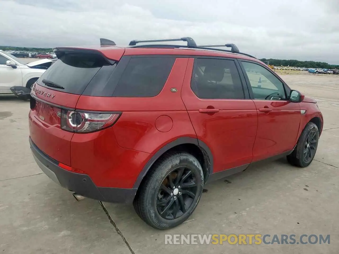 3 Photograph of a damaged car SALCR2FX7KH794088 LAND ROVER DISCOVERY 2019