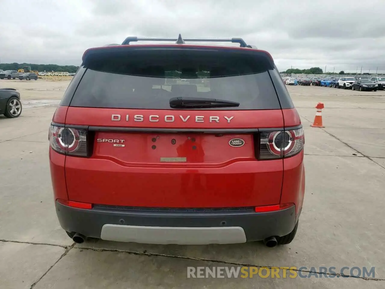 6 Photograph of a damaged car SALCR2FX7KH794088 LAND ROVER DISCOVERY 2019