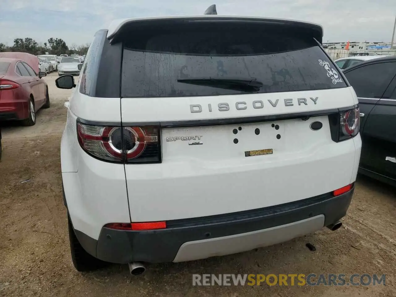 6 Photograph of a damaged car SALCR2FXXKH792576 LAND ROVER DISCOVERY 2019