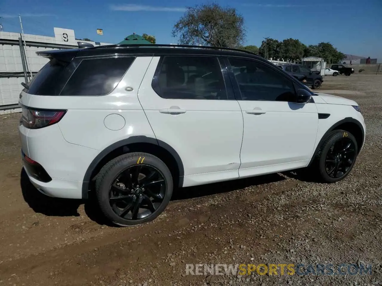 3 Фотография поврежденного автомобиля SALCR2FXXKH812017 LAND ROVER DISCOVERY 2019
