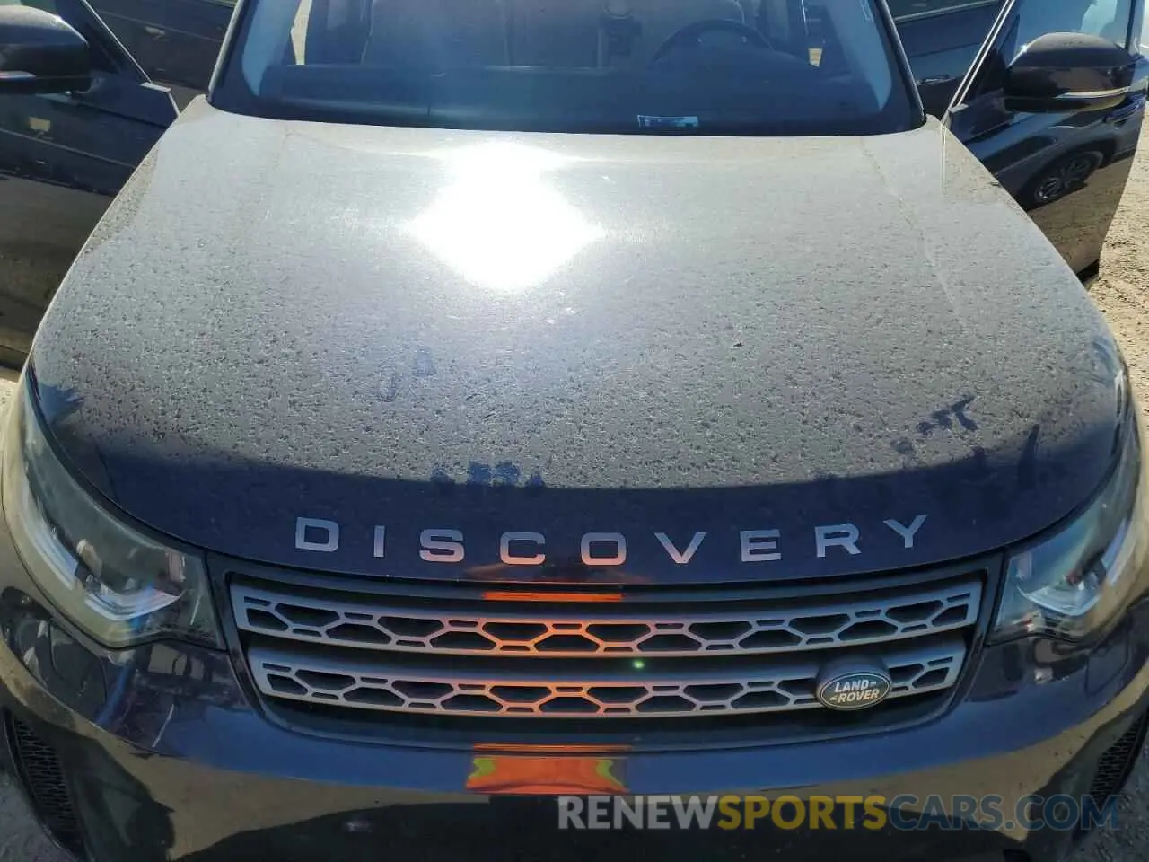 12 Photograph of a damaged car SALRG2RV1K2406950 LAND ROVER DISCOVERY 2019