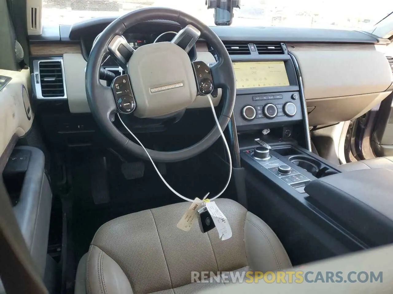 8 Photograph of a damaged car SALRG2RV1K2406950 LAND ROVER DISCOVERY 2019