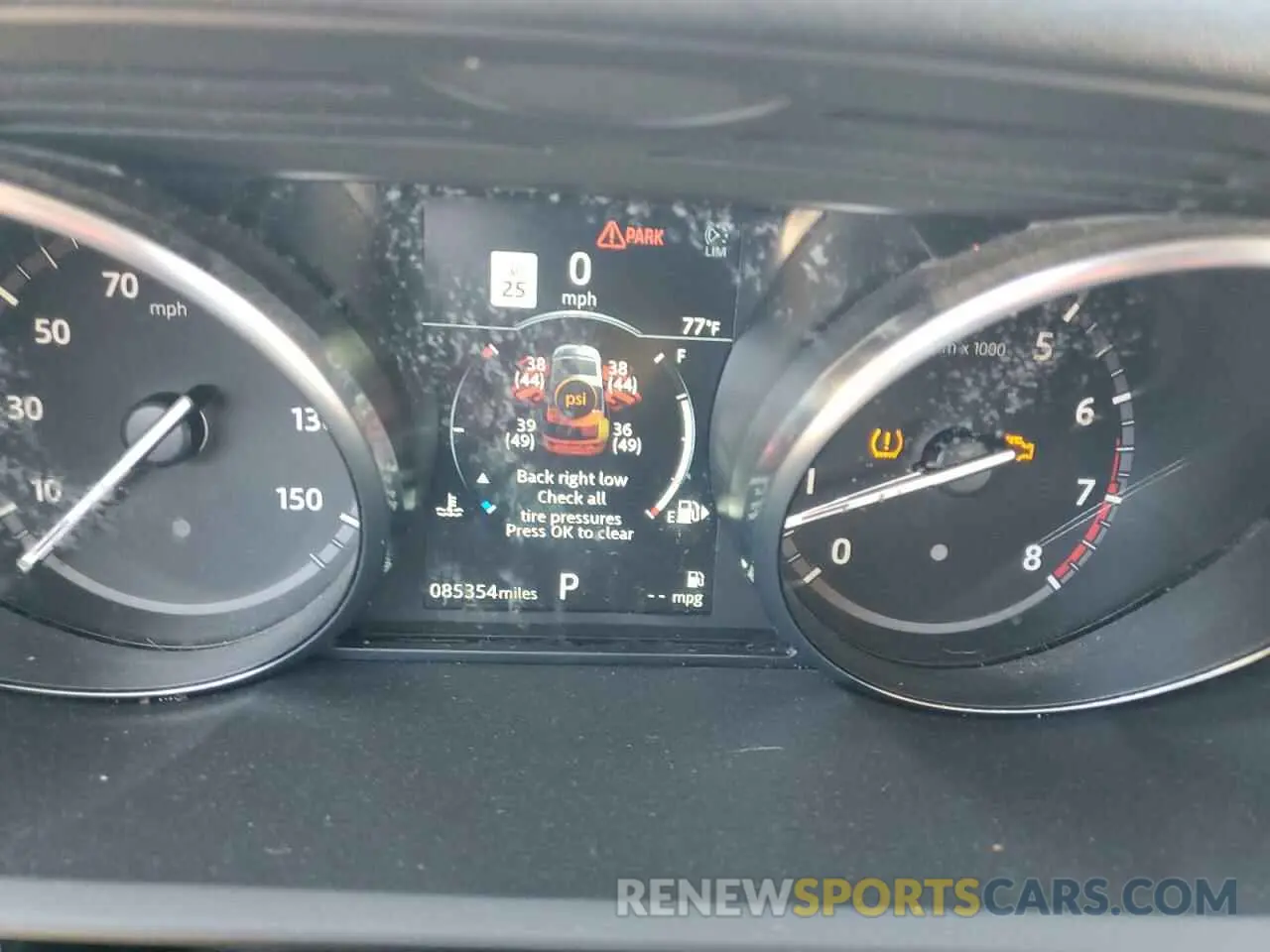9 Photograph of a damaged car SALRG2RV1K2406950 LAND ROVER DISCOVERY 2019