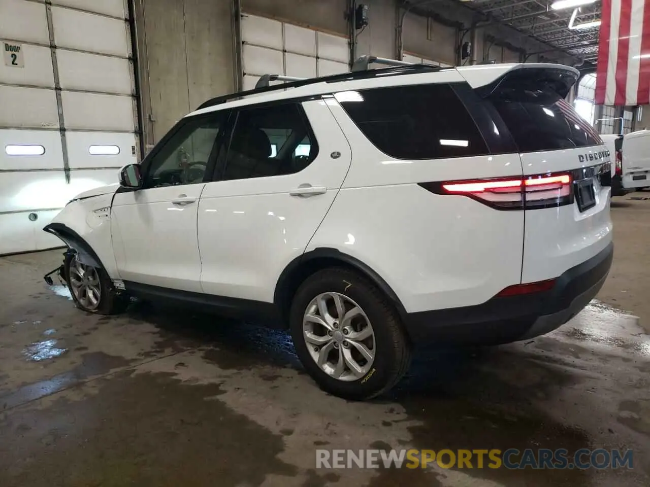 2 Photograph of a damaged car SALRG2RV4KA094368 LAND ROVER DISCOVERY 2019