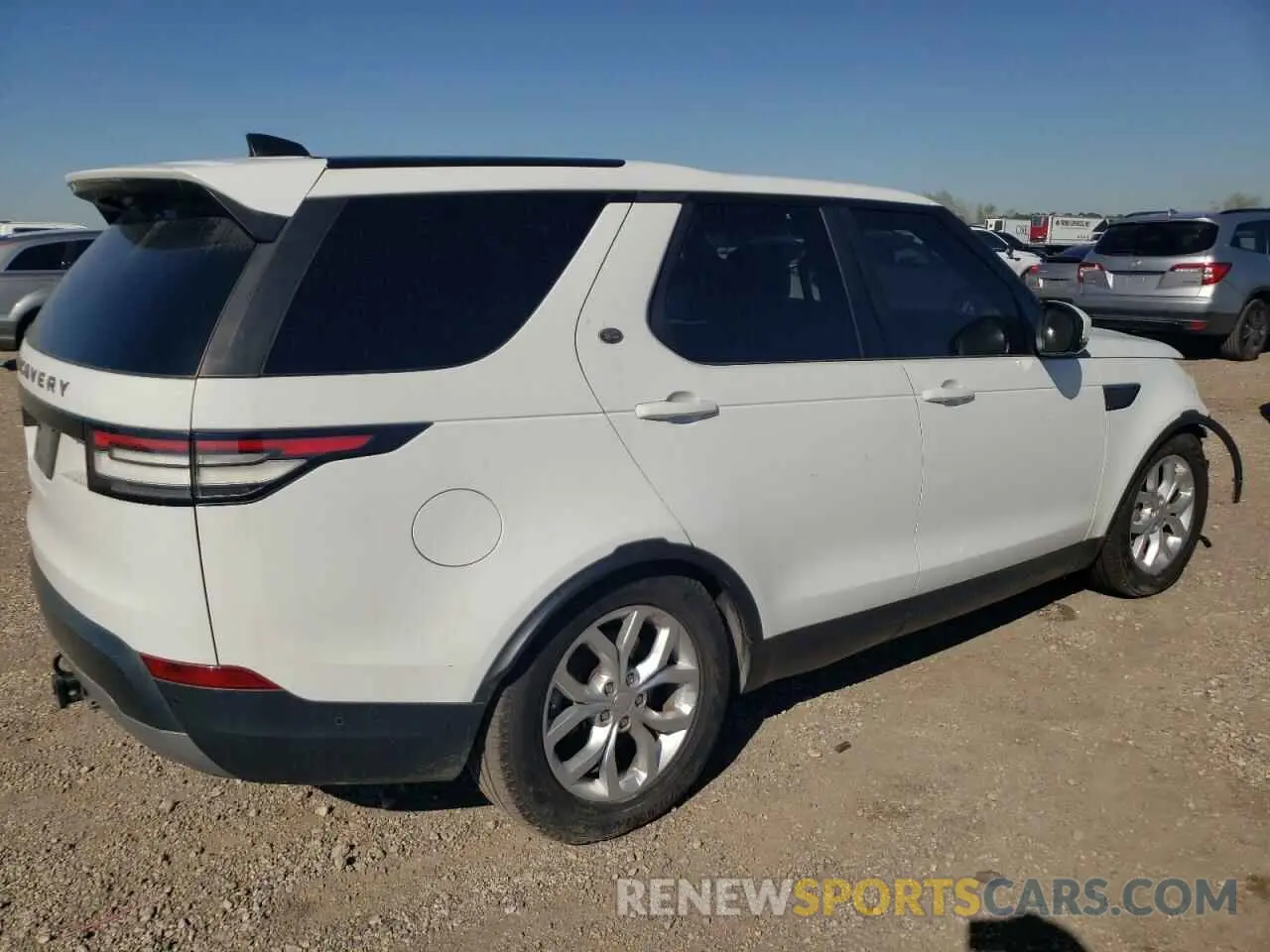 3 Photograph of a damaged car SALRG2RV7K2401414 LAND ROVER DISCOVERY 2019