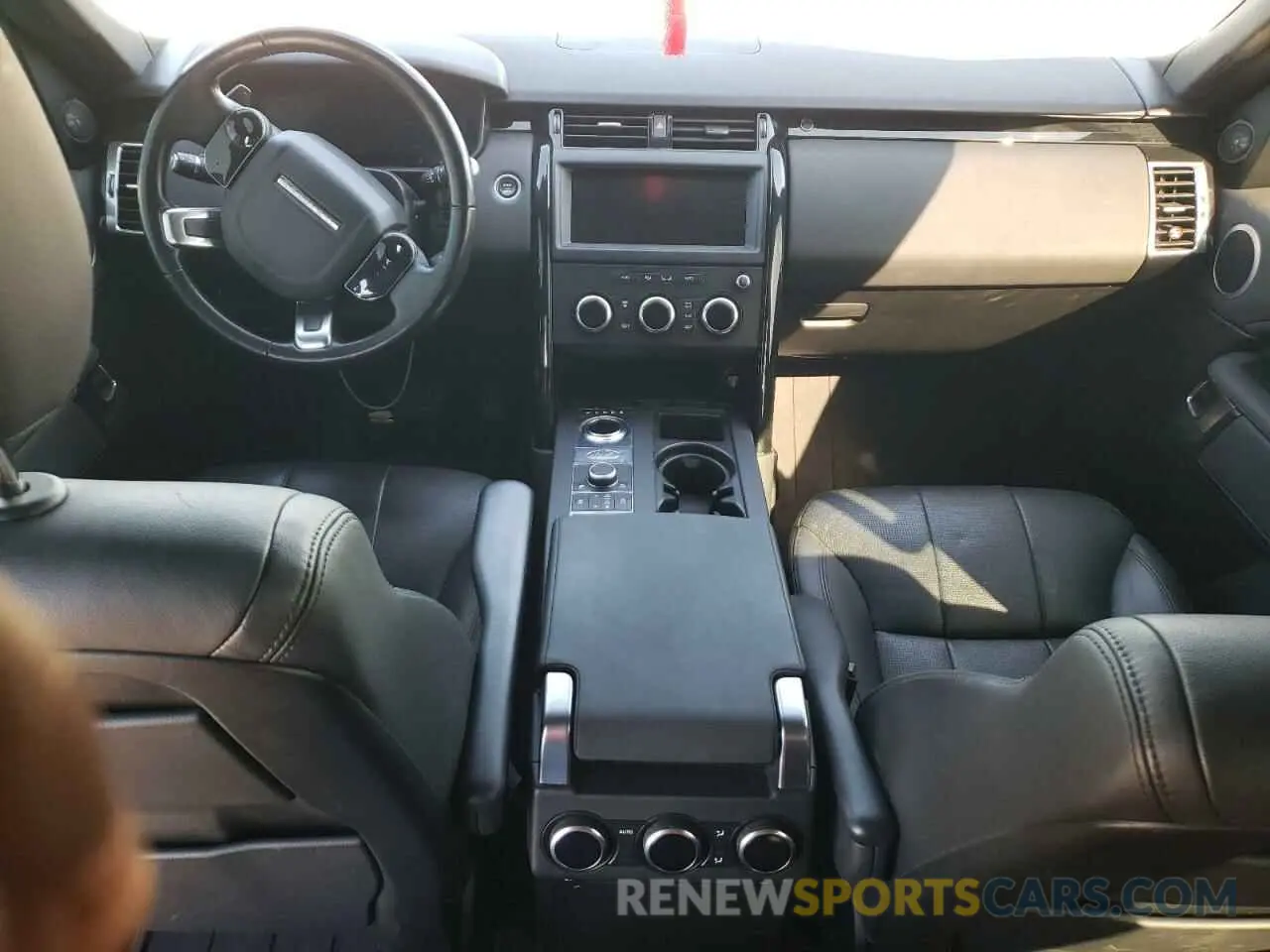 8 Photograph of a damaged car SALRG2RV7K2401414 LAND ROVER DISCOVERY 2019