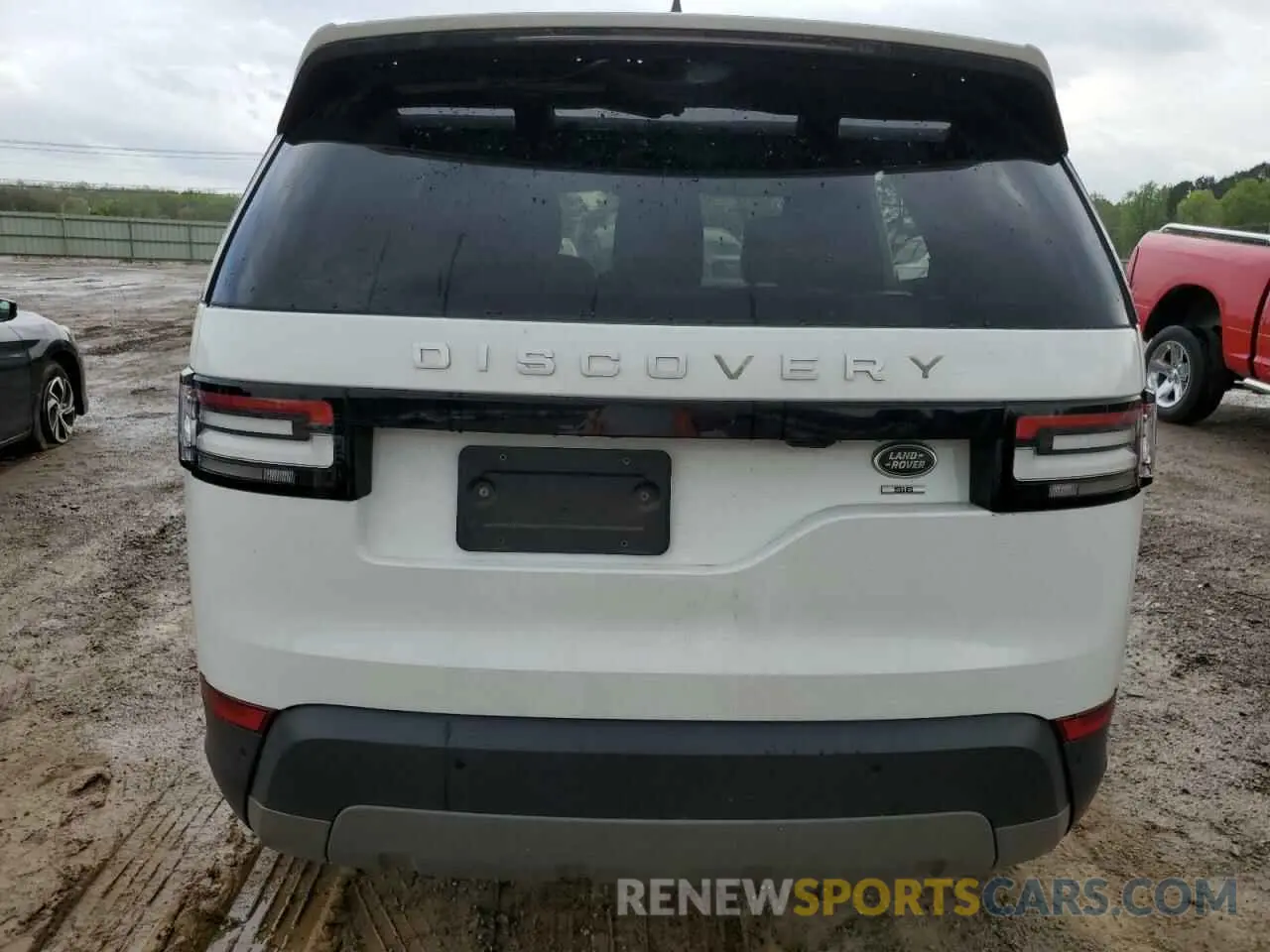 6 Photograph of a damaged car SALRG2RV9KA093653 LAND ROVER DISCOVERY 2019