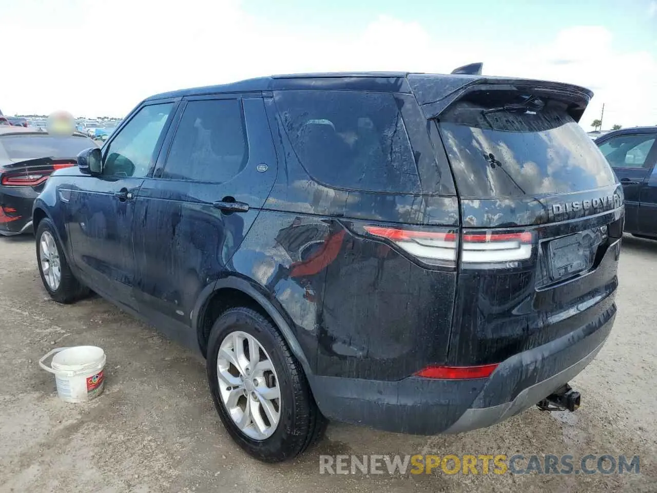 2 Фотография поврежденного автомобиля SALRG2RVXKA094617 LAND ROVER DISCOVERY 2019