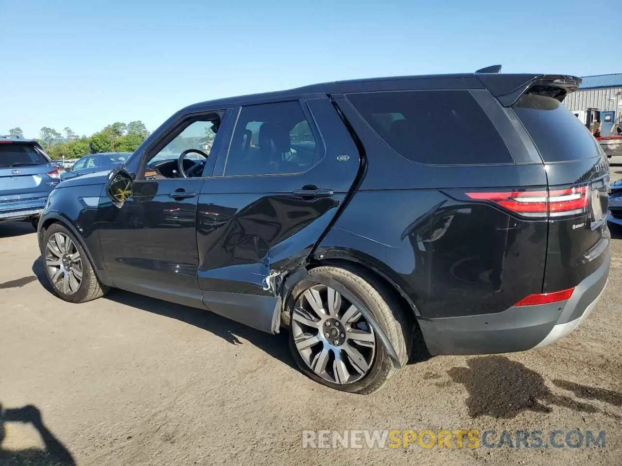 2 Photograph of a damaged car SALRR2RV0KA081577 LAND ROVER DISCOVERY 2019