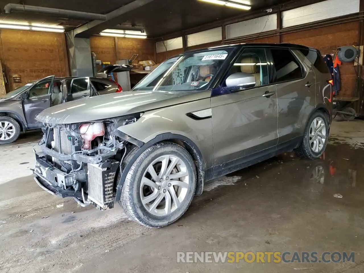 1 Photograph of a damaged car SALRR2RV1KA081085 LAND ROVER DISCOVERY 2019