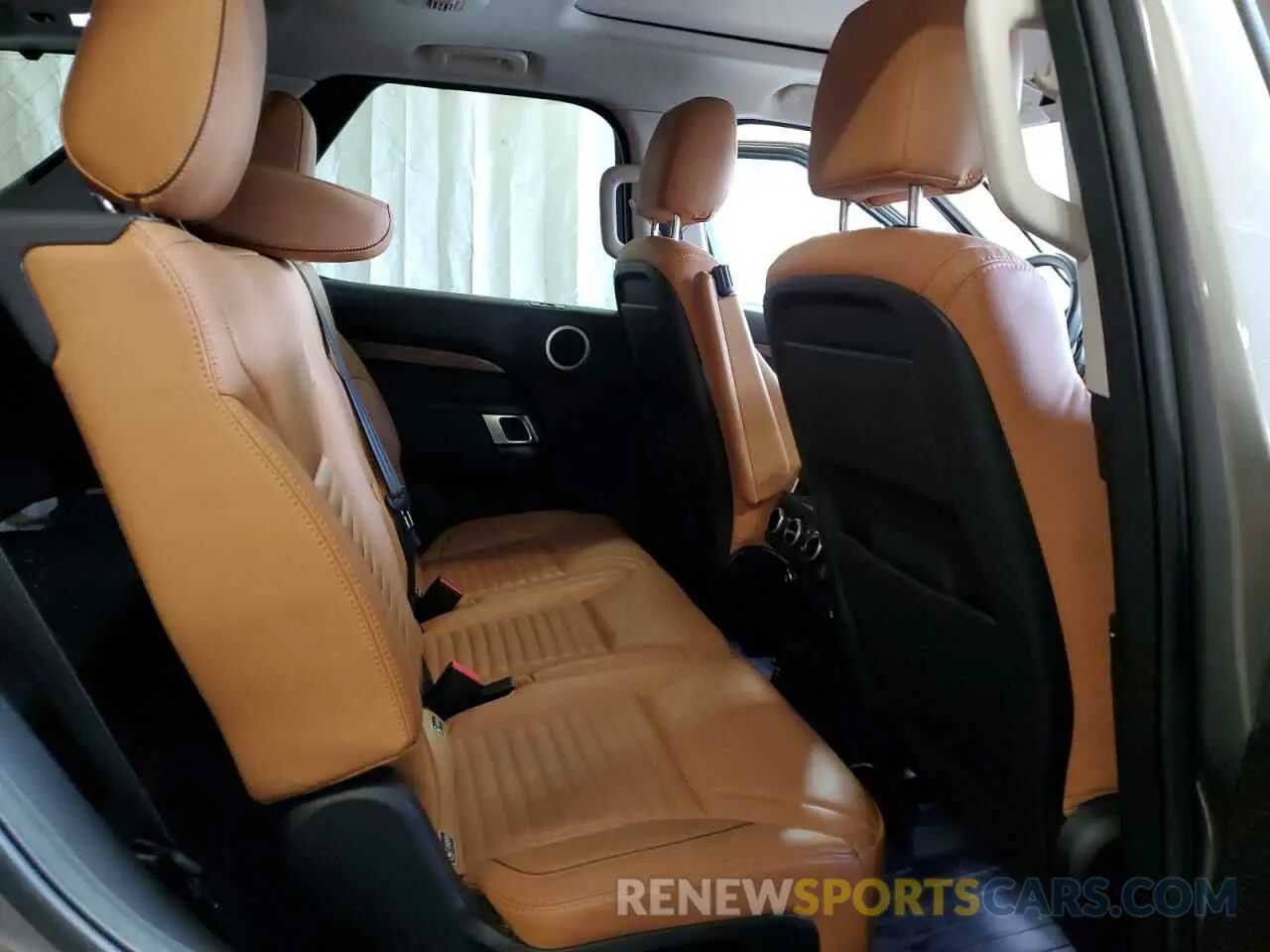 11 Photograph of a damaged car SALRR2RV1KA081085 LAND ROVER DISCOVERY 2019
