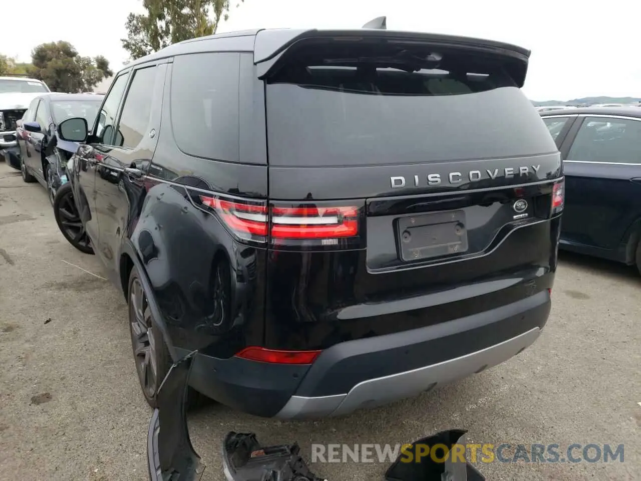 3 Photograph of a damaged car SALRR2RV1KA087209 LAND ROVER DISCOVERY 2019