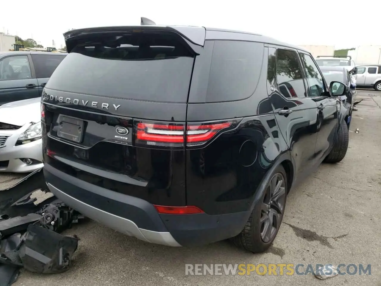 4 Photograph of a damaged car SALRR2RV1KA087209 LAND ROVER DISCOVERY 2019