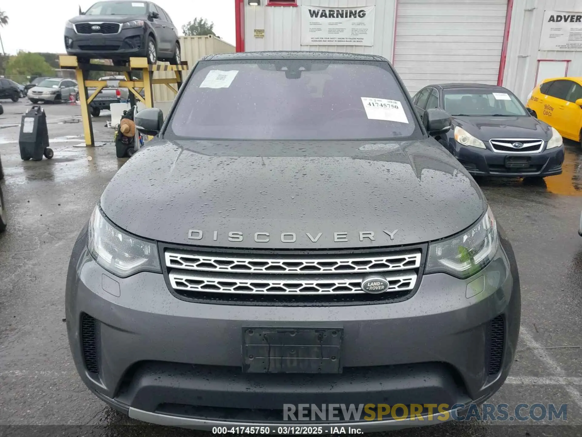 12 Фотография поврежденного автомобиля SALRR2RV6K2407117 LAND ROVER DISCOVERY 2019