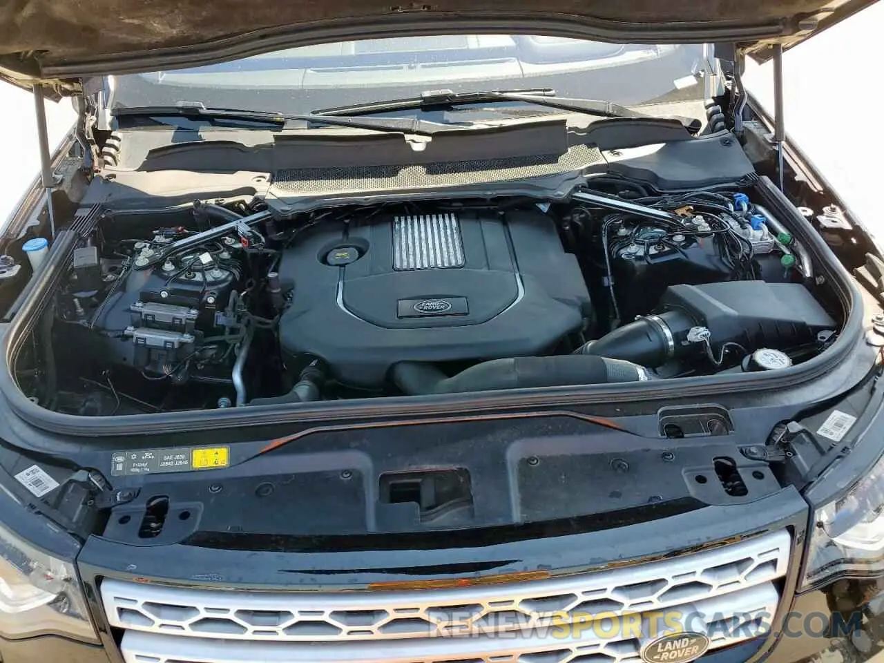 12 Photograph of a damaged car SALRT2RK0K2411719 LAND ROVER DISCOVERY 2019