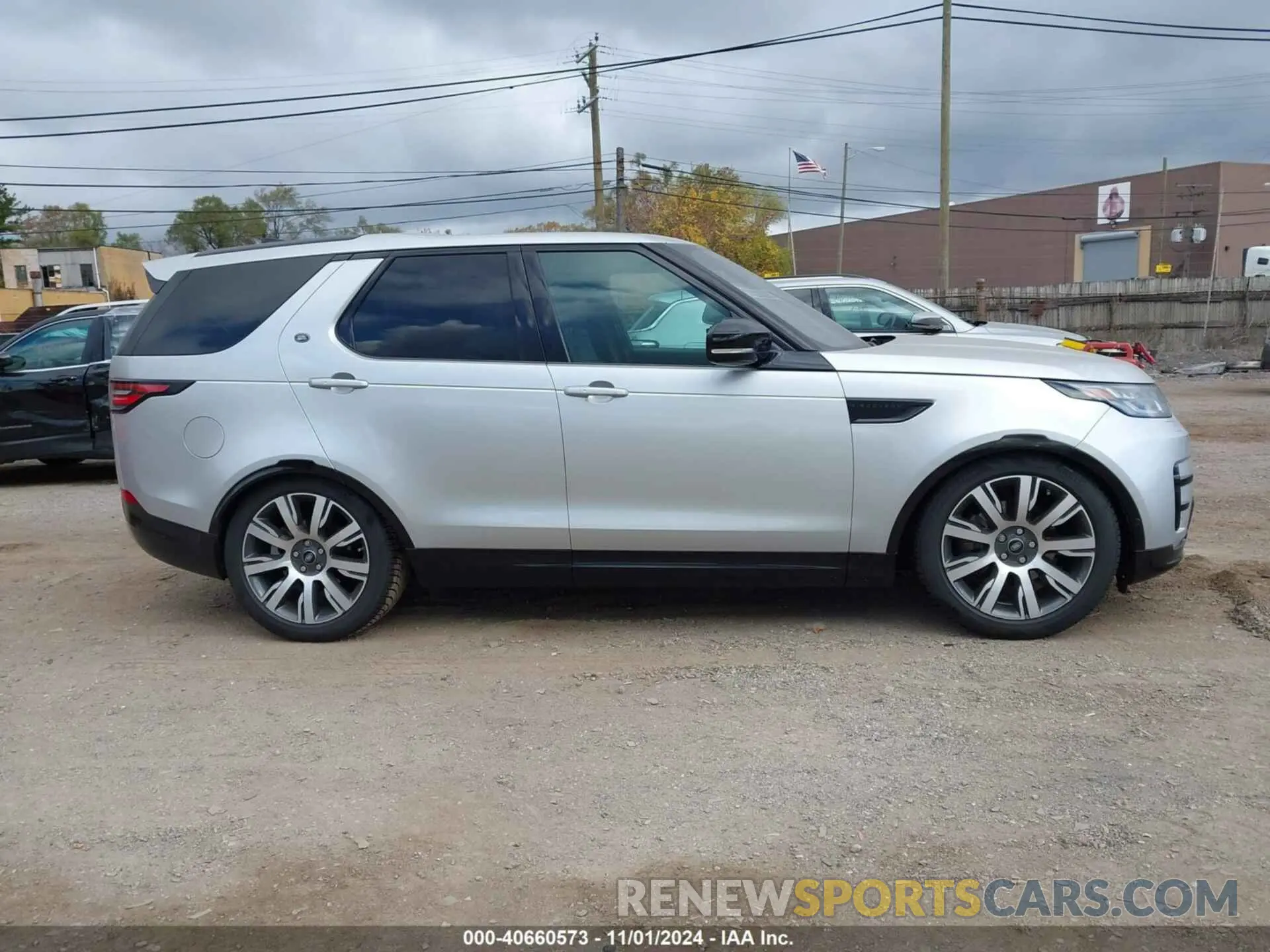 13 Фотография поврежденного автомобиля SALRT2RK5K2413224 LAND ROVER DISCOVERY 2019
