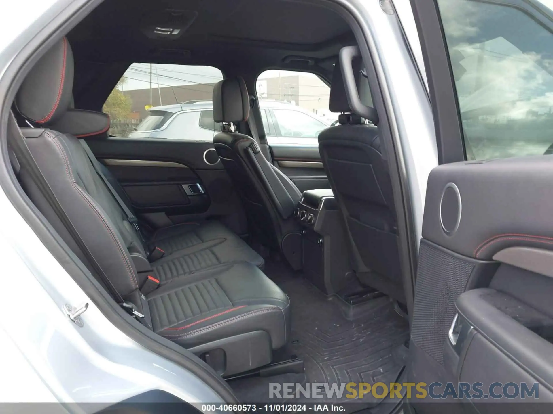 8 Фотография поврежденного автомобиля SALRT2RK5K2413224 LAND ROVER DISCOVERY 2019