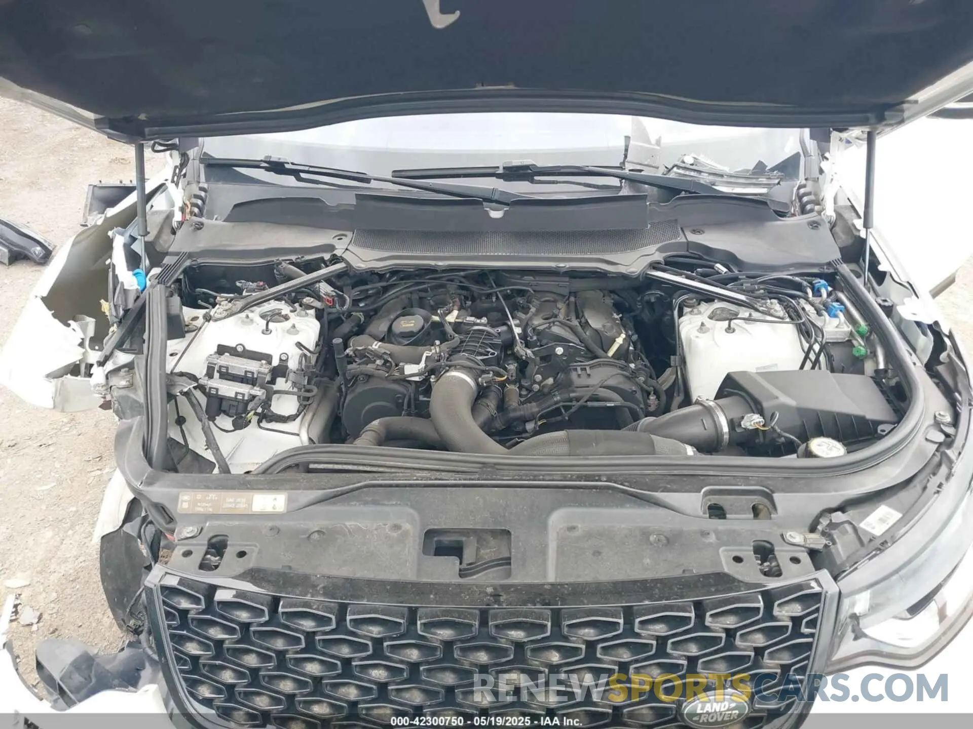 10 Photograph of a damaged car SALRT2RK6K2405598 LAND ROVER DISCOVERY 2019