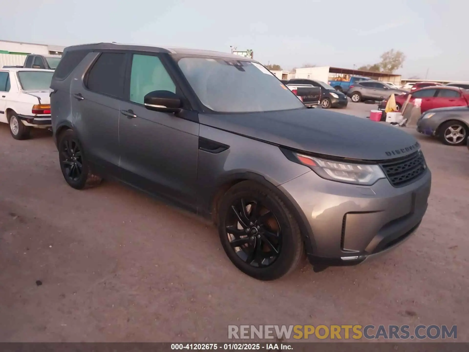 1 Photograph of a damaged car SALRT2RV2K2407830 LAND ROVER DISCOVERY 2019