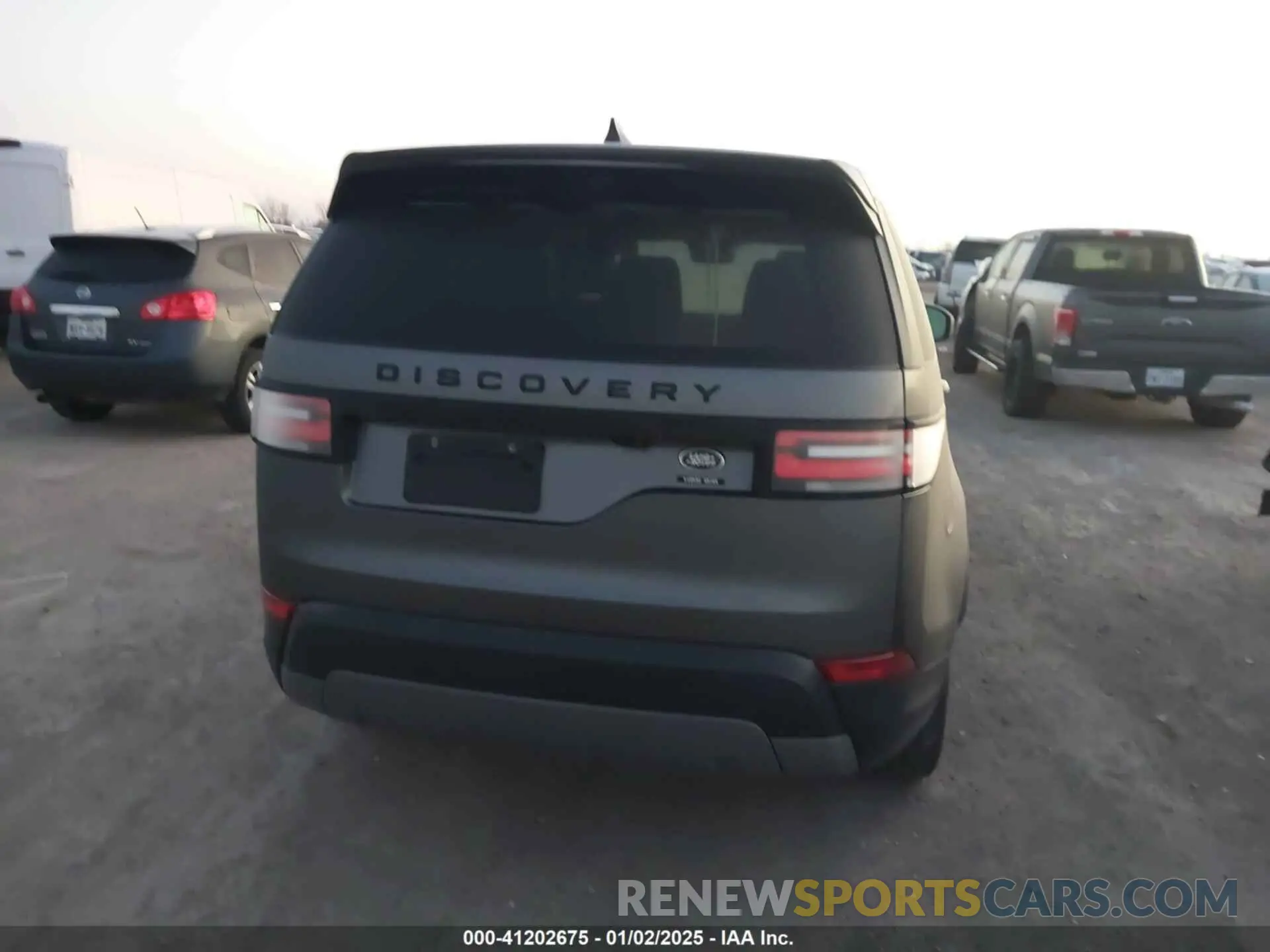 16 Photograph of a damaged car SALRT2RV2K2407830 LAND ROVER DISCOVERY 2019