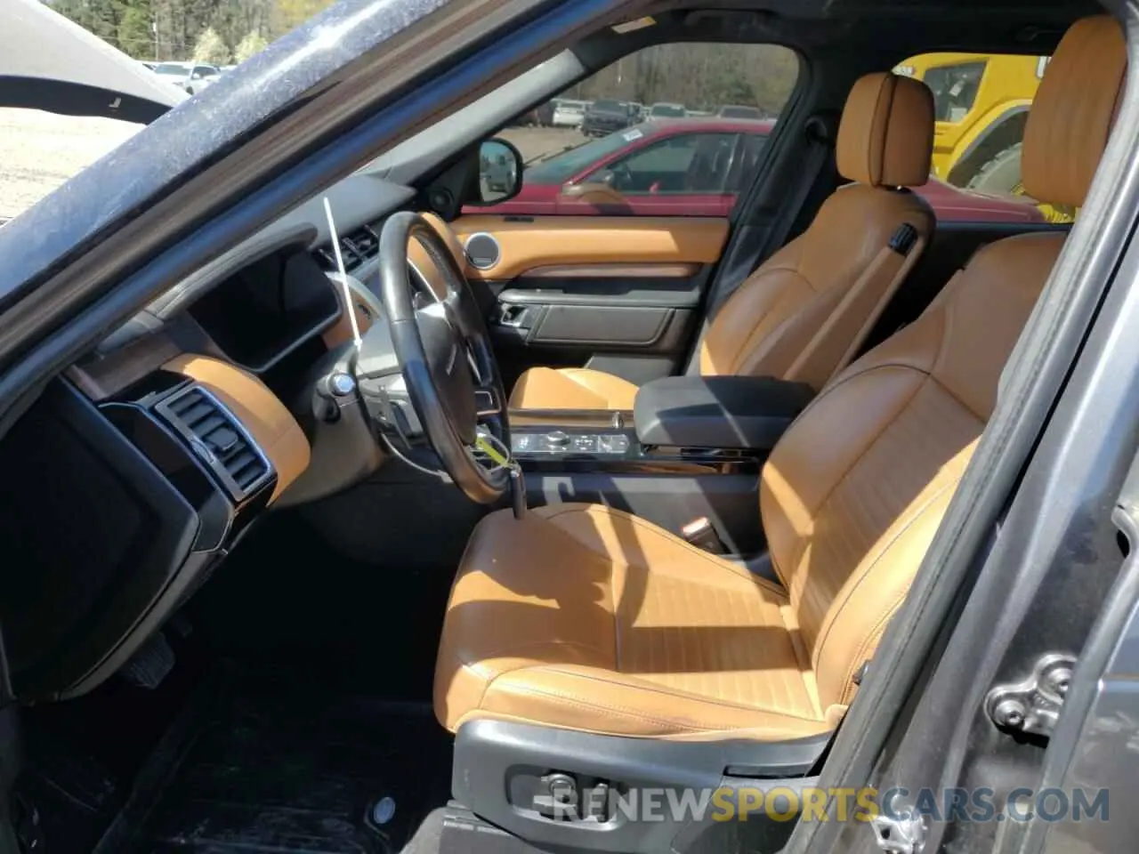 7 Photograph of a damaged car SALRT2RV3K2403446 LAND ROVER DISCOVERY 2019