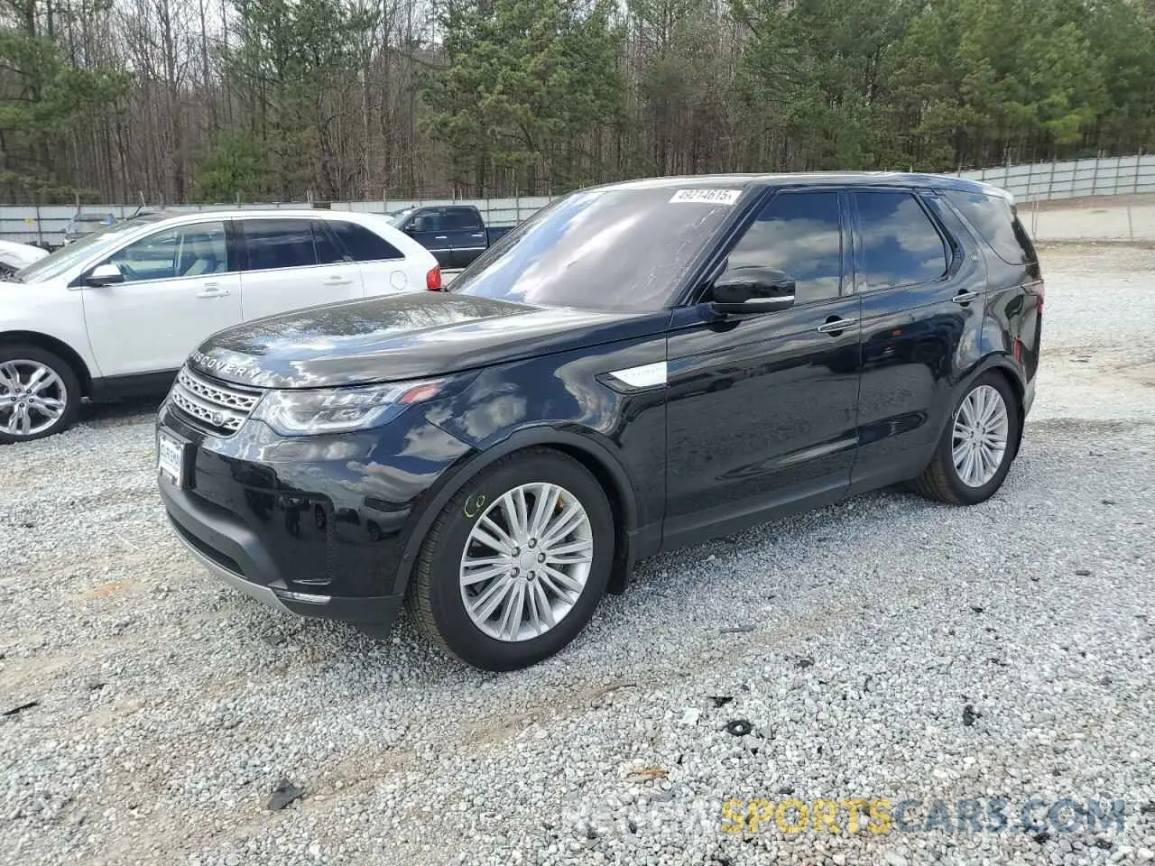 1 Photograph of a damaged car SALRT2RVXK2414315 LAND ROVER DISCOVERY 2019