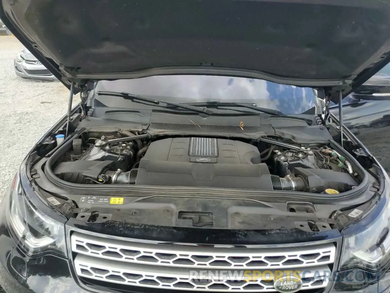 13 Photograph of a damaged car SALRT2RVXK2414315 LAND ROVER DISCOVERY 2019