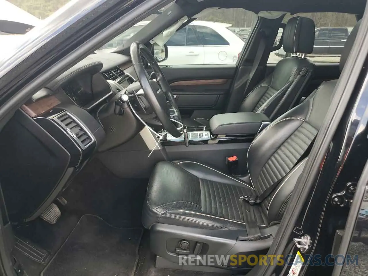 7 Photograph of a damaged car SALRT2RVXK2414315 LAND ROVER DISCOVERY 2019