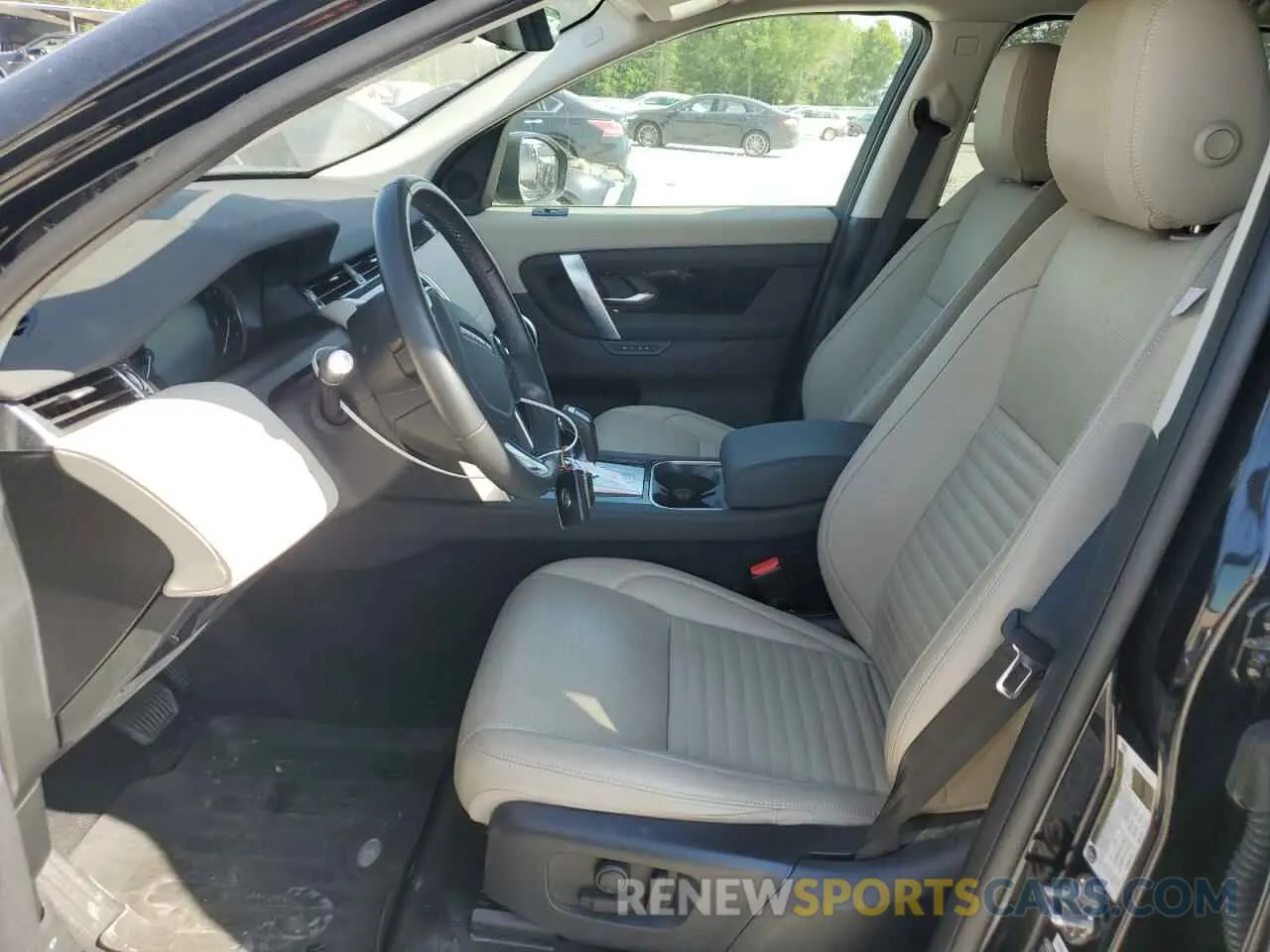 7 Photograph of a damaged car SALCK2FX5LH840605 LAND ROVER DISCOVERY 2020