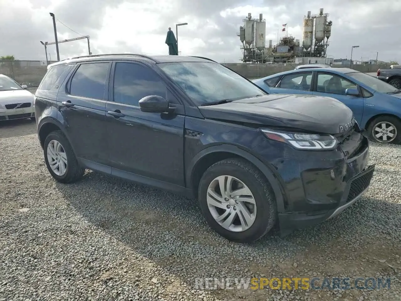 4 Photograph of a damaged car SALCK2FX5LH844010 LAND ROVER DISCOVERY 2020