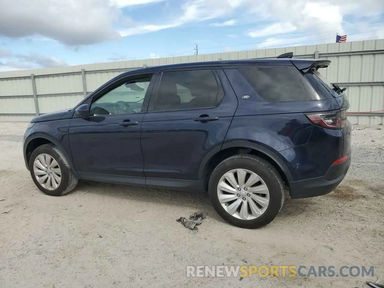 2 Photograph of a damaged car SALCP2FX8LH880095 LAND ROVER DISCOVERY 2020