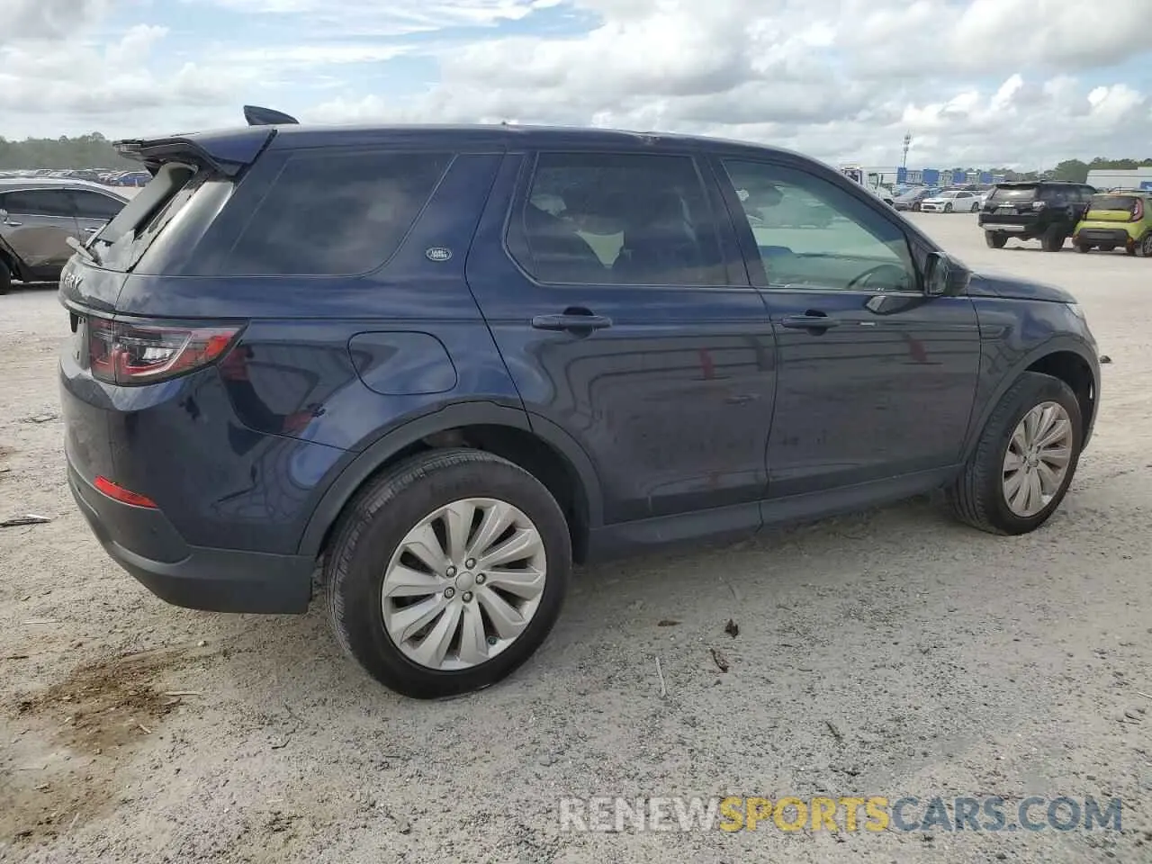 3 Photograph of a damaged car SALCP2FX8LH880095 LAND ROVER DISCOVERY 2020