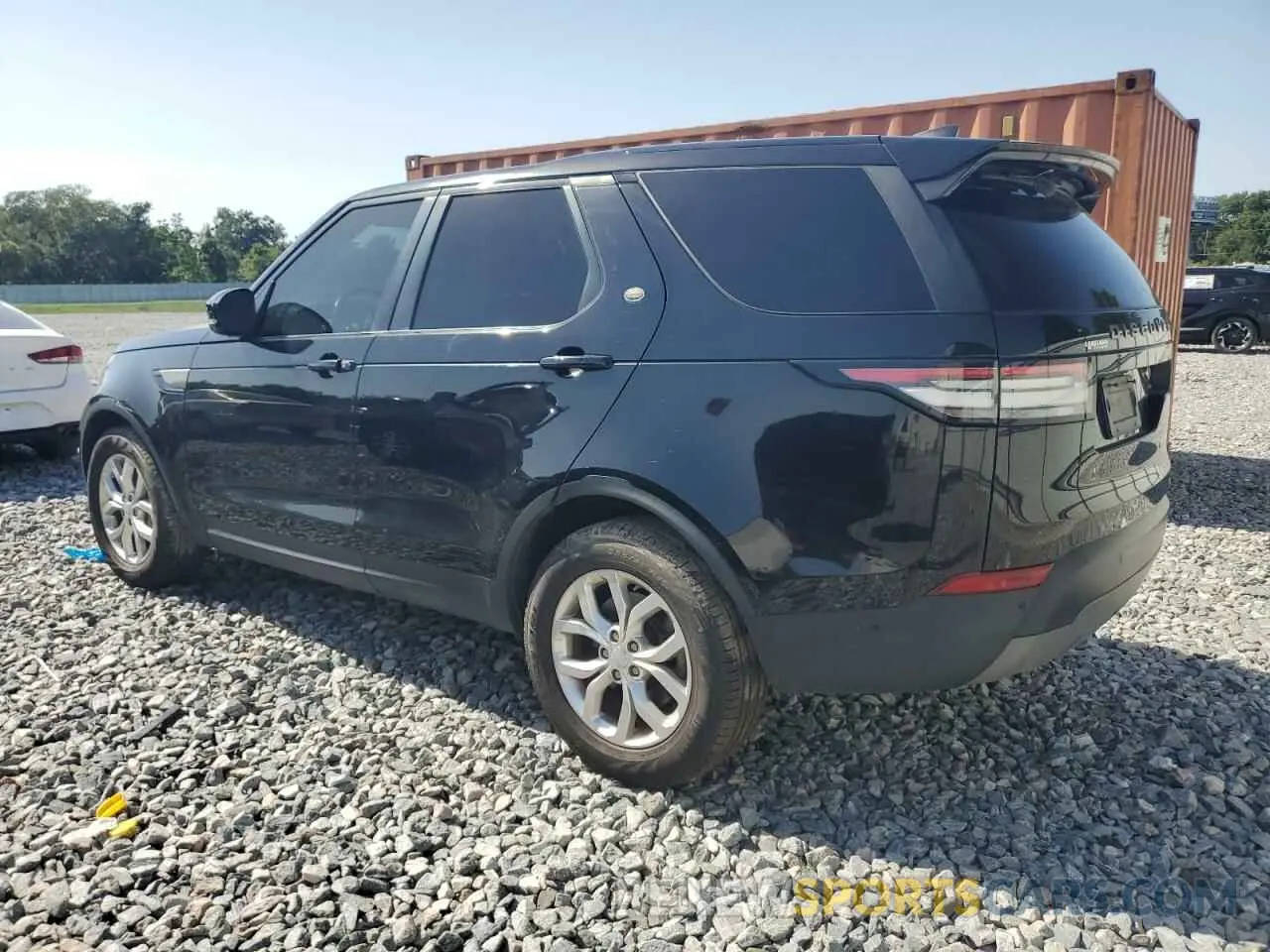 2 Photograph of a damaged car SALRG2RV3L2423718 LAND ROVER DISCOVERY 2020