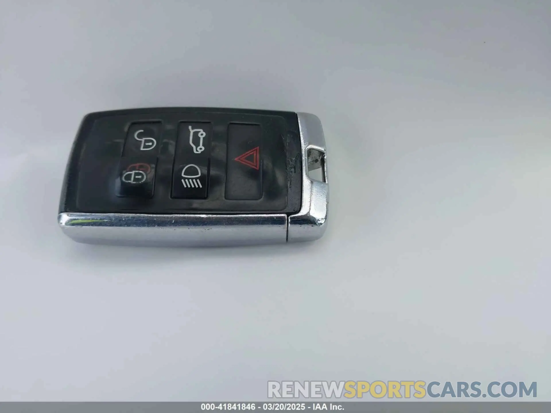 11 Photograph of a damaged car SALRG2RVXL2428818 LAND ROVER DISCOVERY 2020