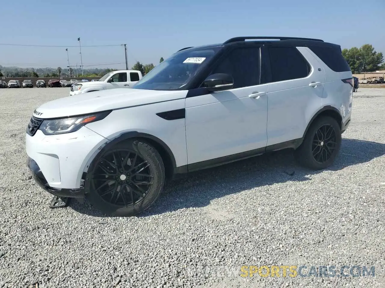 1 Фотография поврежденного автомобиля SALRR2RV0L2432824 LAND ROVER DISCOVERY 2020