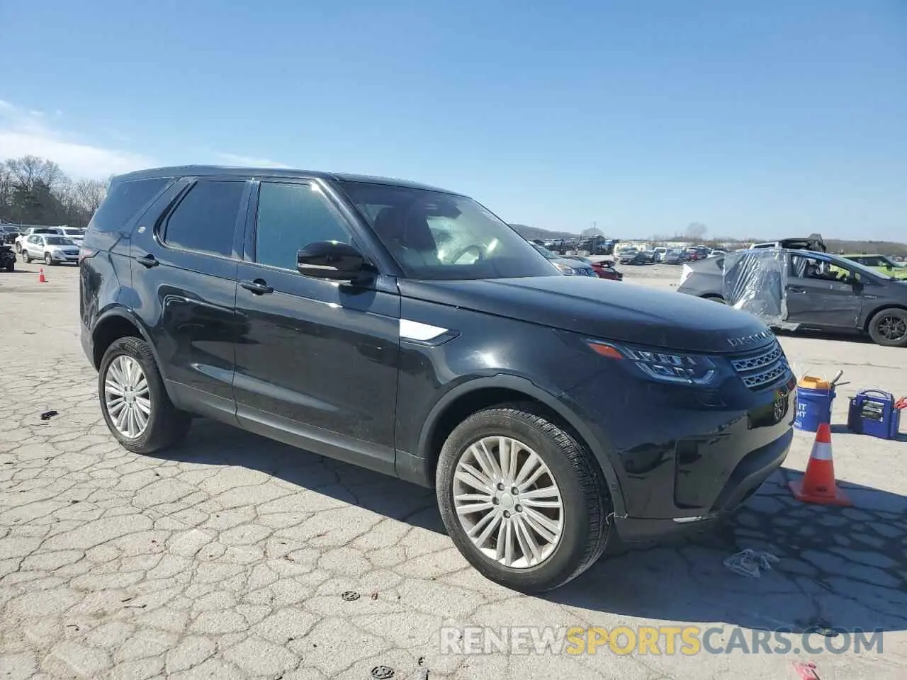 4 Photograph of a damaged car SALRR2RV7L2433971 LAND ROVER DISCOVERY 2020