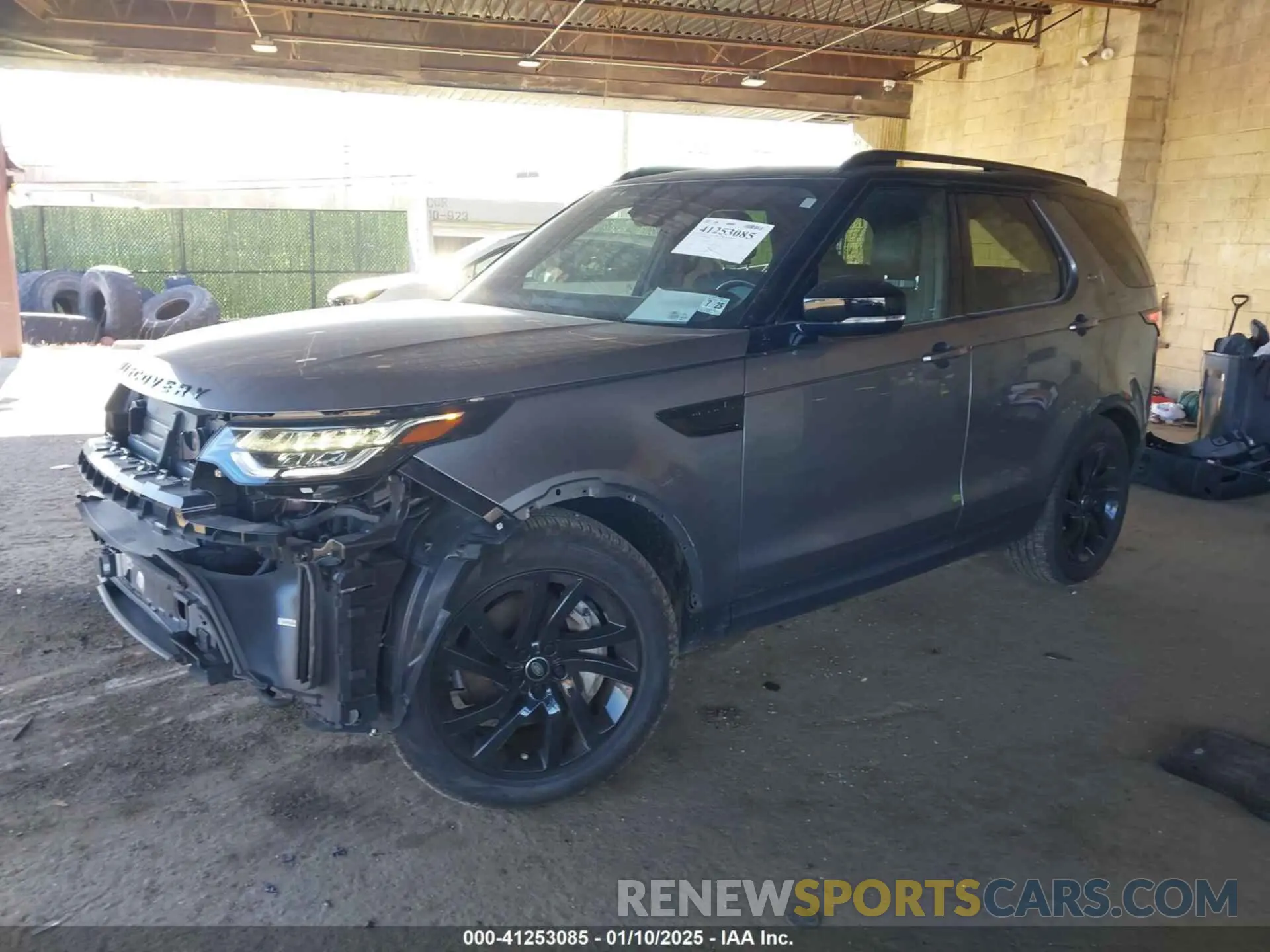 2 Фотография поврежденного автомобиля SALRR2RV9L2427251 LAND ROVER DISCOVERY 2020