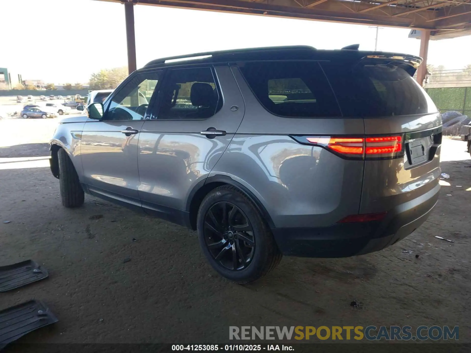 3 Фотография поврежденного автомобиля SALRR2RV9L2427251 LAND ROVER DISCOVERY 2020