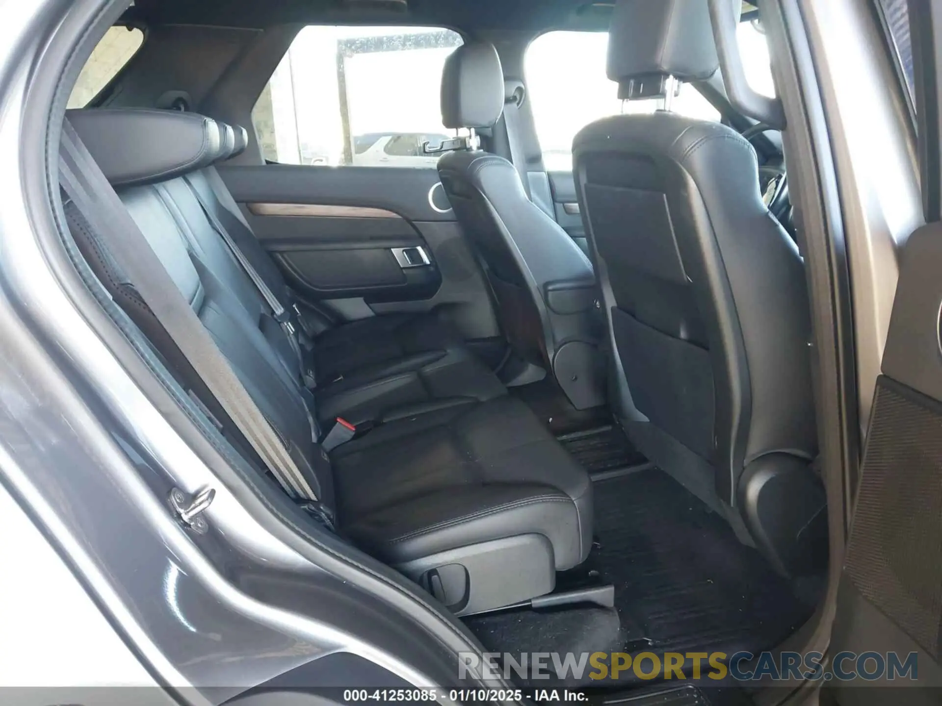 8 Фотография поврежденного автомобиля SALRR2RV9L2427251 LAND ROVER DISCOVERY 2020
