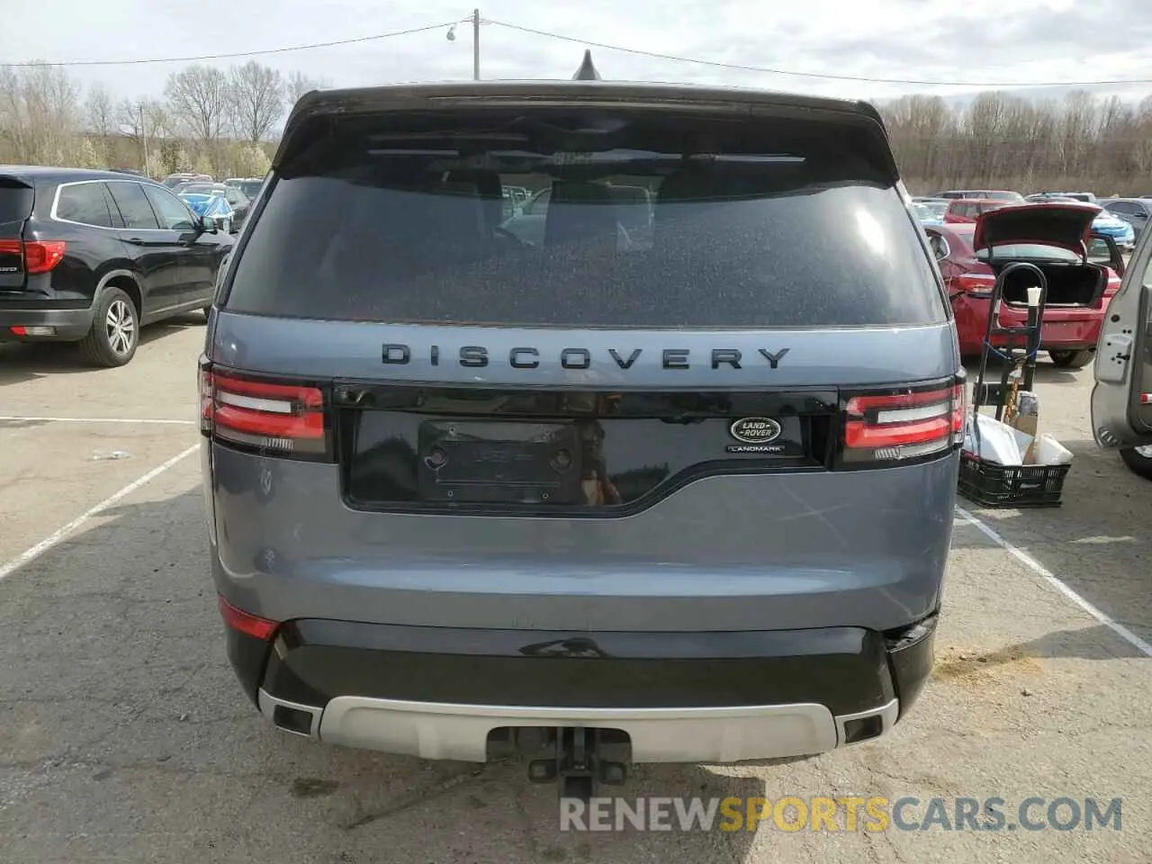 6 Photograph of a damaged car SALRU2RV0L2432837 LAND ROVER DISCOVERY 2020