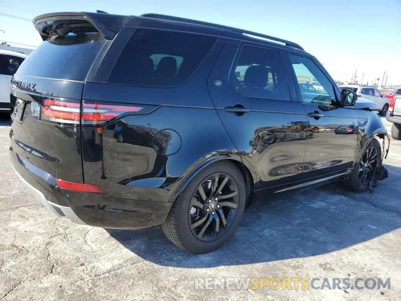 3 Photograph of a damaged car SALRU2RV2L2435965 LAND ROVER DISCOVERY 2020
