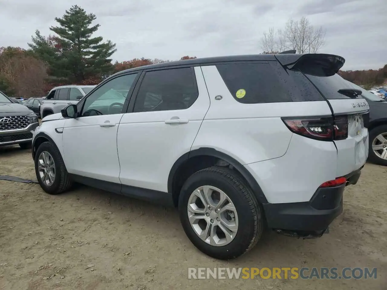 2 Photograph of a damaged car SALCJ2FX9MH900244 LAND ROVER DISCOVERY 2021
