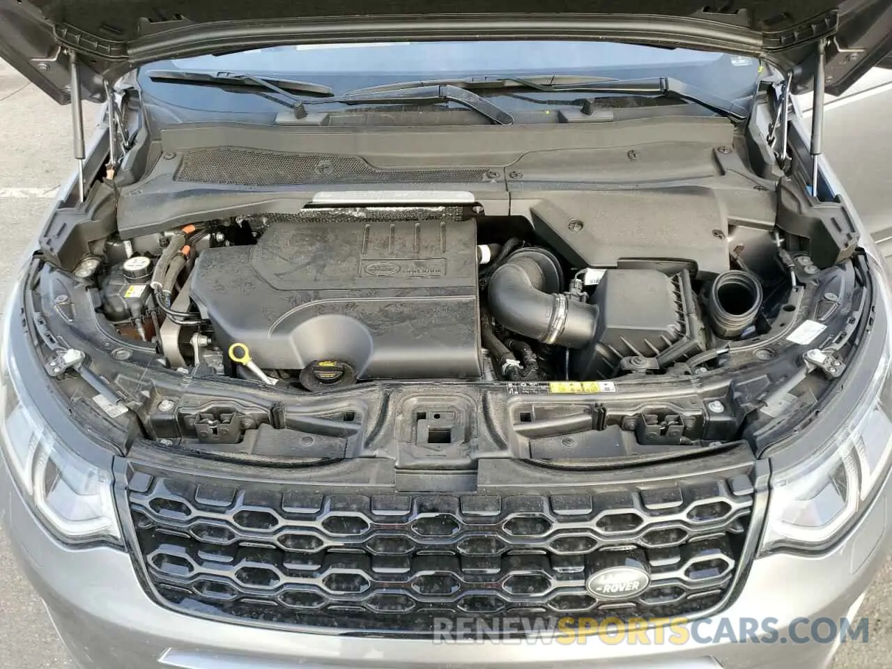 12 Photograph of a damaged car SALCL2FX9MH901470 LAND ROVER DISCOVERY 2021