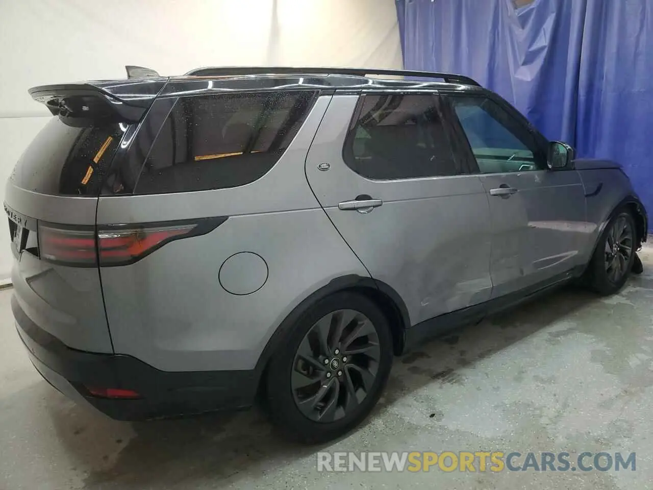3 Фотография поврежденного автомобиля SALRT2RX7M2454520 LAND ROVER DISCOVERY 2021