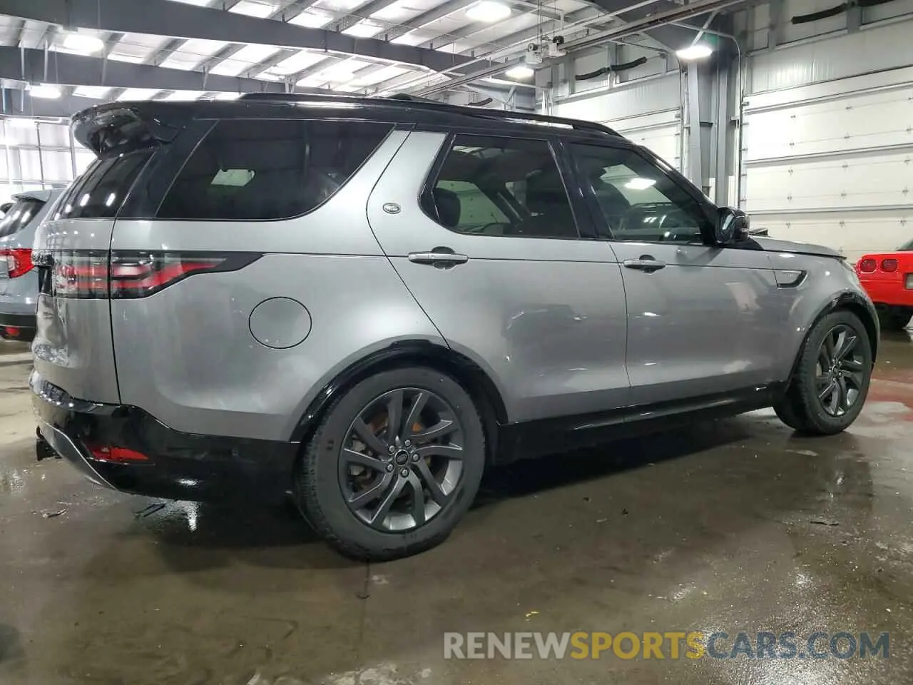 3 Photograph of a damaged car SALRT2RX9M2452400 LAND ROVER DISCOVERY 2021