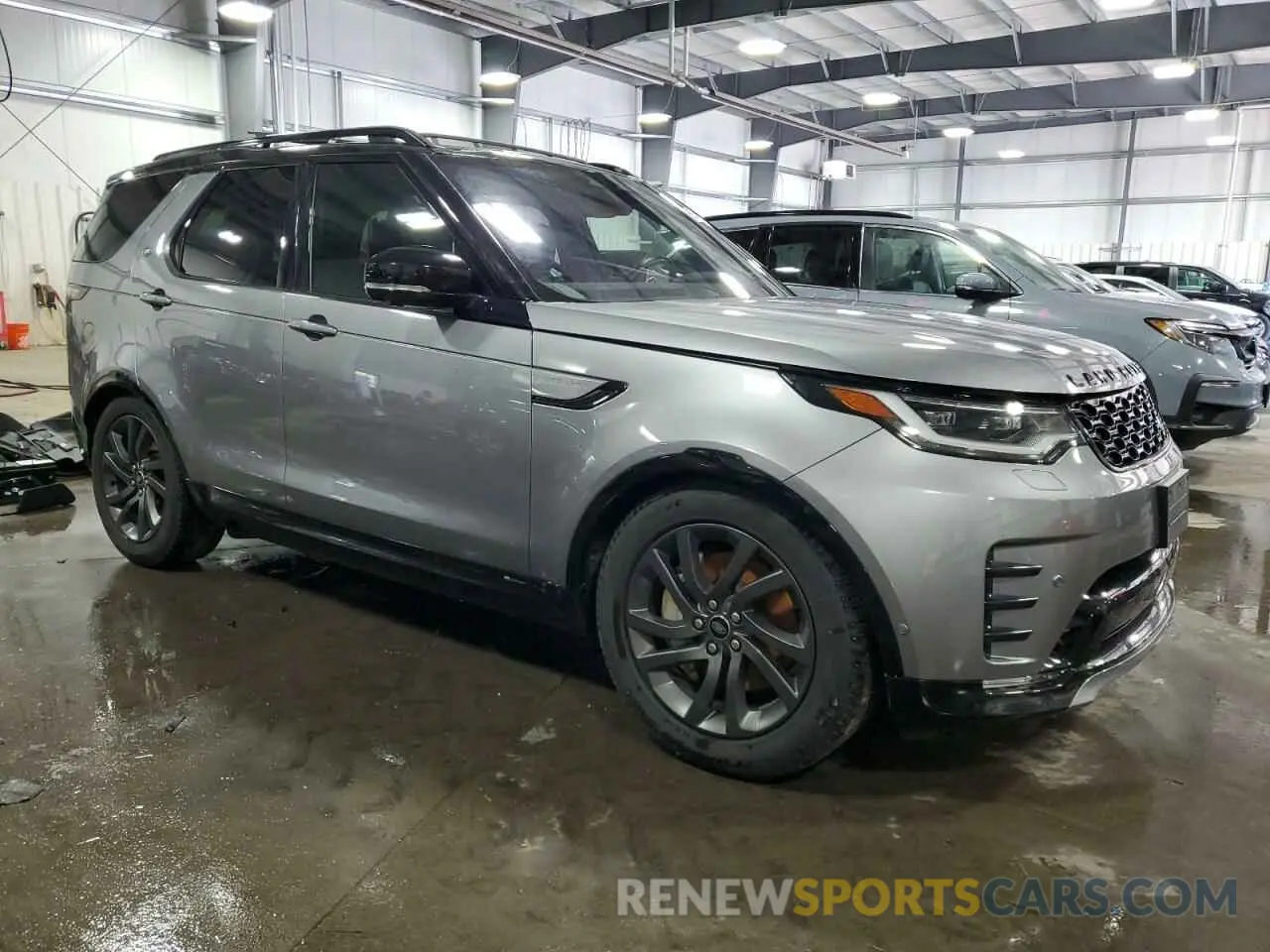 4 Photograph of a damaged car SALRT2RX9M2452400 LAND ROVER DISCOVERY 2021