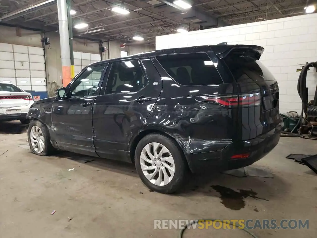 2 Фотография поврежденного автомобиля SALRT4RU2M2451395 LAND ROVER DISCOVERY 2021