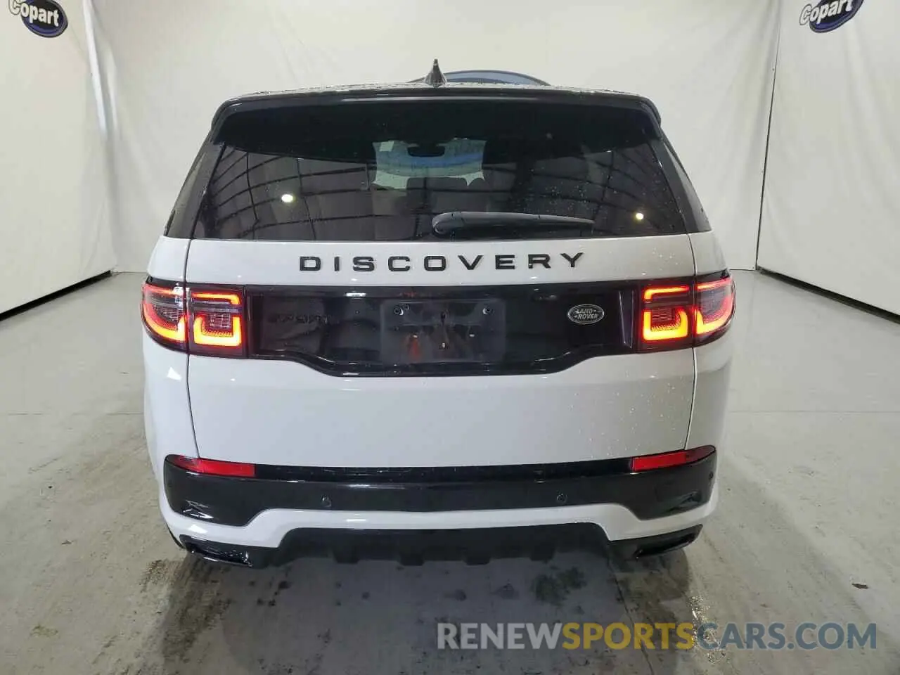 6 Photograph of a damaged car SALCL2FX3NH913681 LAND ROVER DISCOVERY 2022