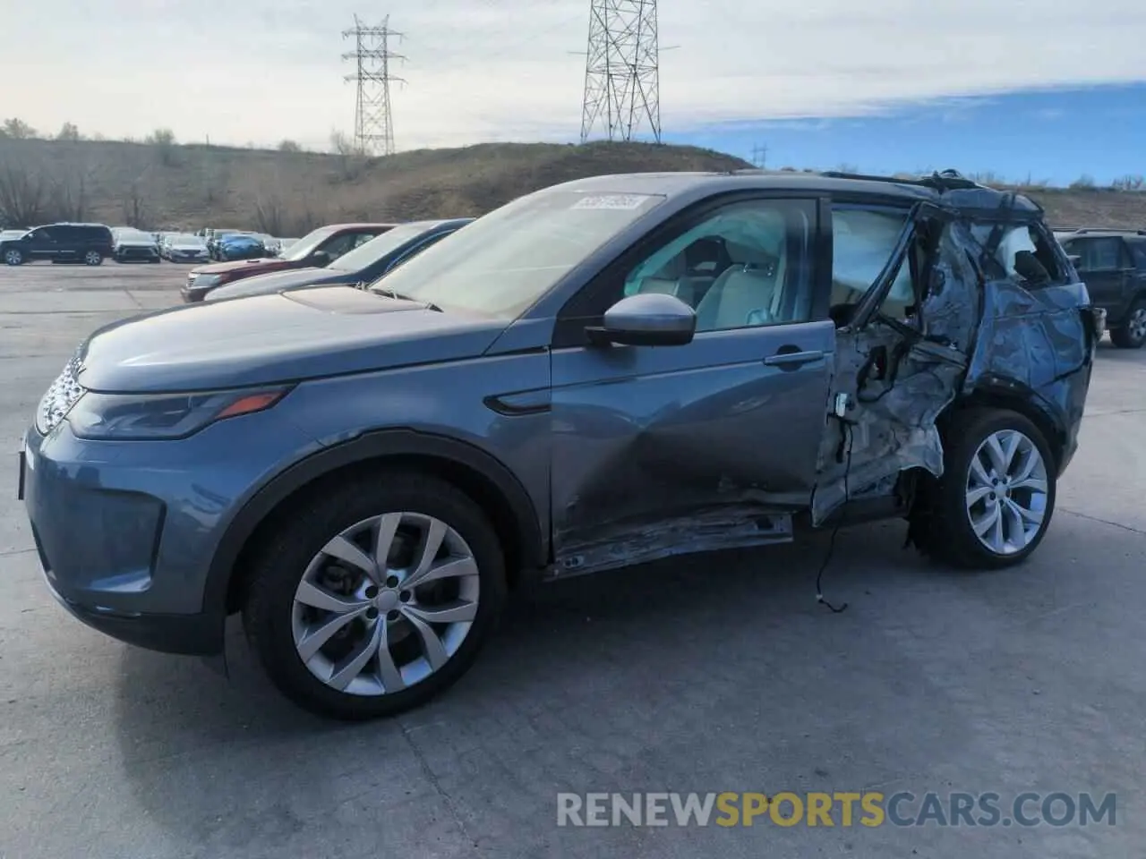 1 Photograph of a damaged car SALCP2FX5NH906204 LAND ROVER DISCOVERY 2022