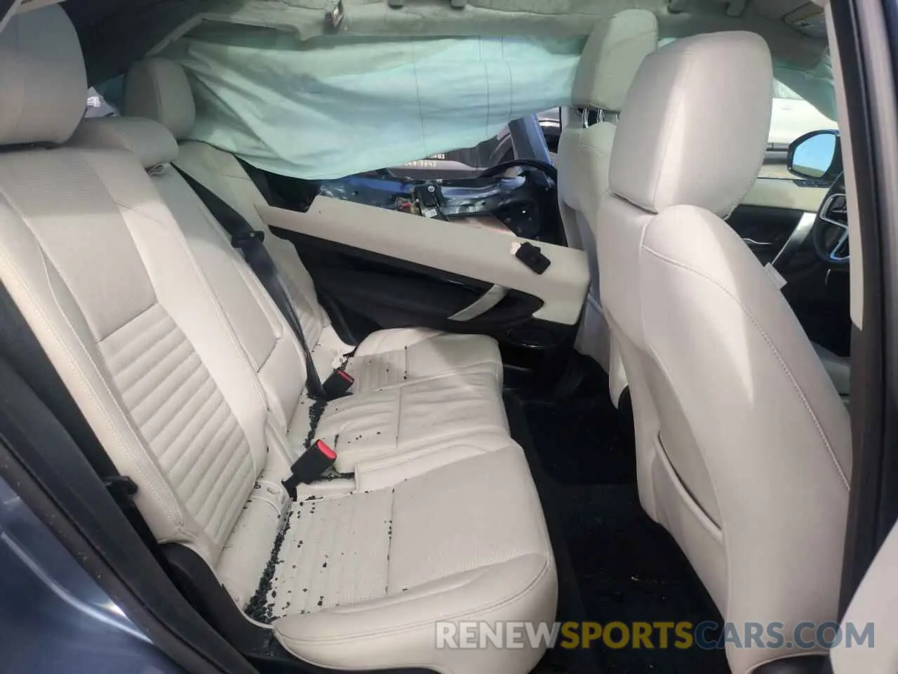 11 Photograph of a damaged car SALCP2FX5NH906204 LAND ROVER DISCOVERY 2022